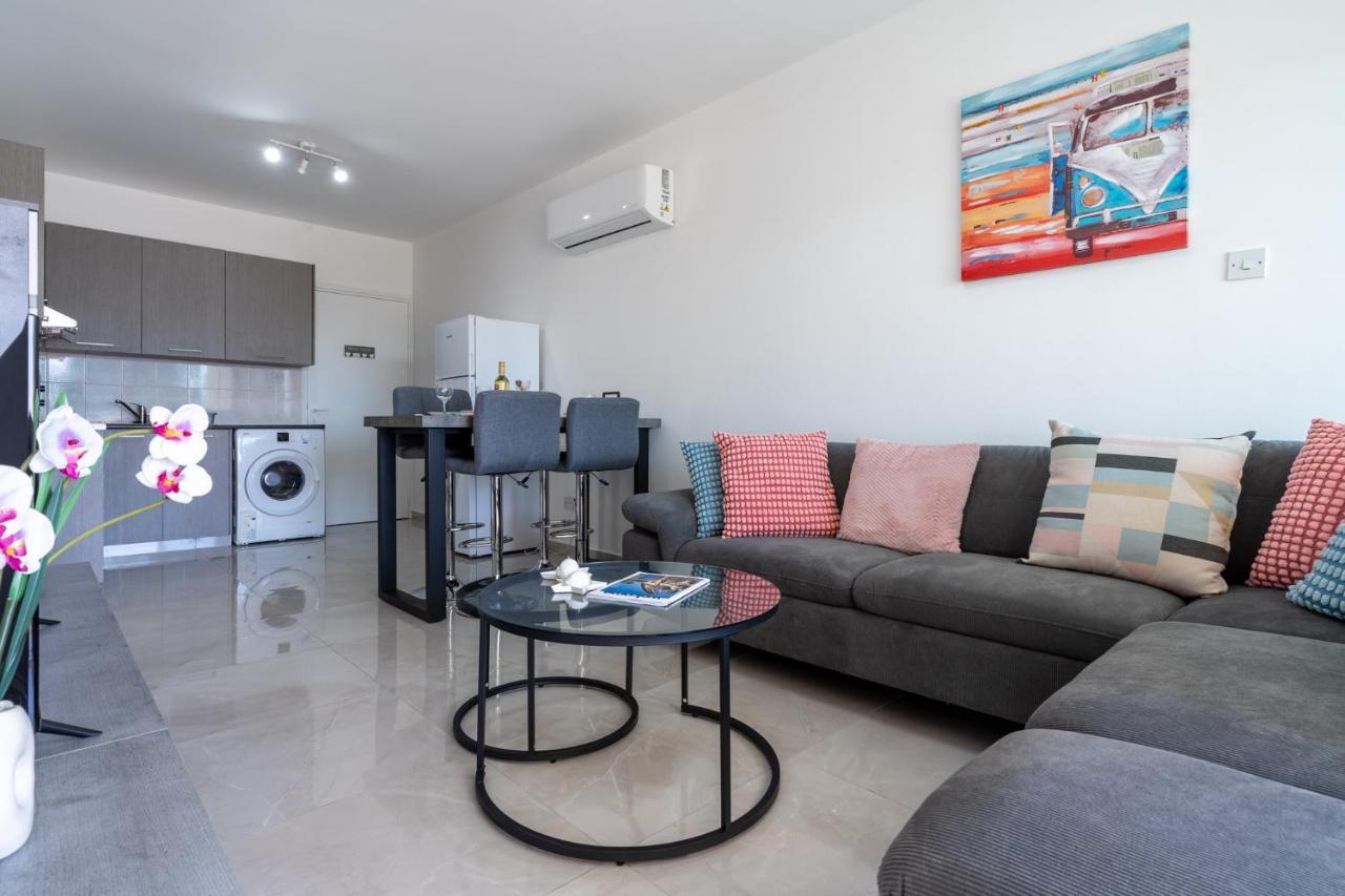 Andrea 3-Bedroom Apt In Mackenzie 라르나카 외부 사진